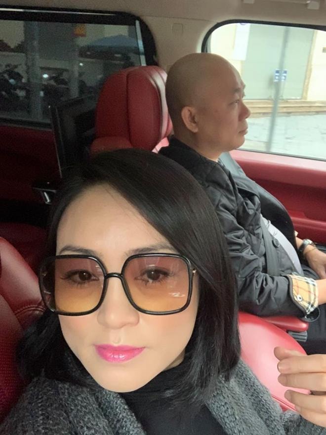 cô Văn Thùy Dương sau sinh 6
