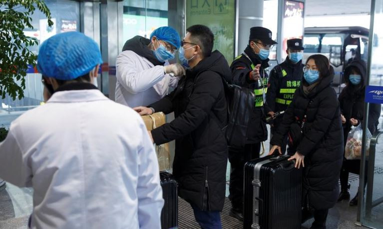 Lãnh đạo Trung Quốc cam kết tăng cường y tế khi số người chết do virus corona lên tới 81