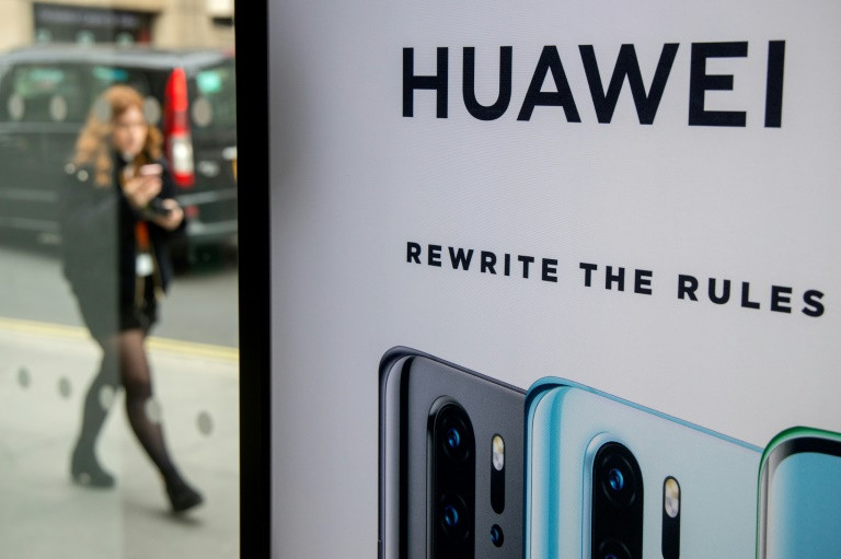 Thủ tướng Johnson nói Anh có thể kiểm soát được tính bảo mật với mạng 5G của Huawei