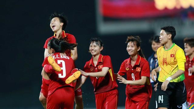 HLV Park Hang Seo sẽ đến cổ vũ ĐT nữ Việt Nam tại vòng loại Olympic
