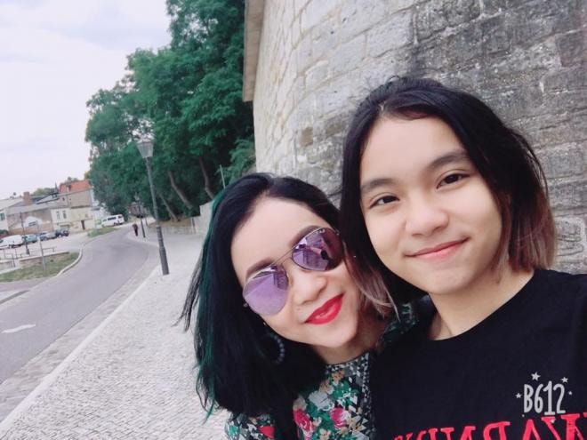 thành viên nhóm con gái 1