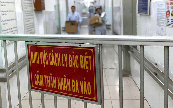 TP.HCM cách ly 4 người, Hà Nội thêm 3 ca nghi ngờ mắc virus corona