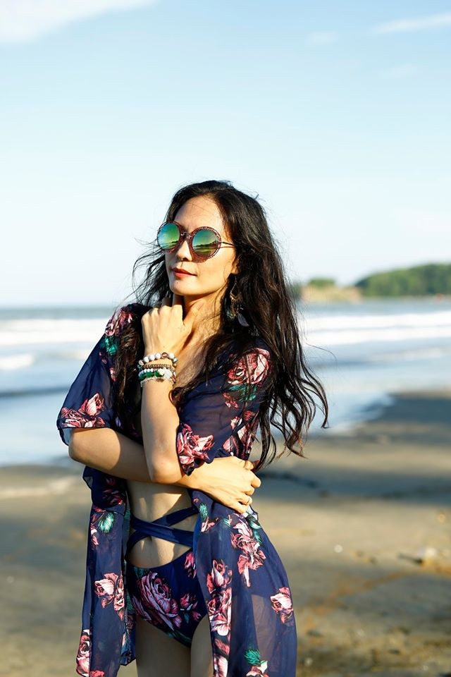 cựu người mẫu Hoàng Hoa 1