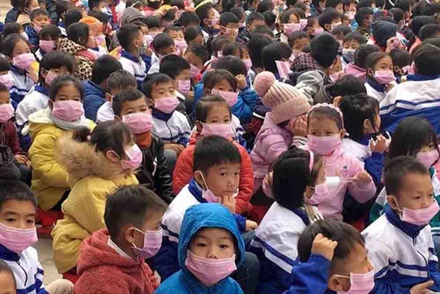Điện Biên: Hàng chục trẻ ho, sốt sau khi bố mẹ từ Trung Quốc về