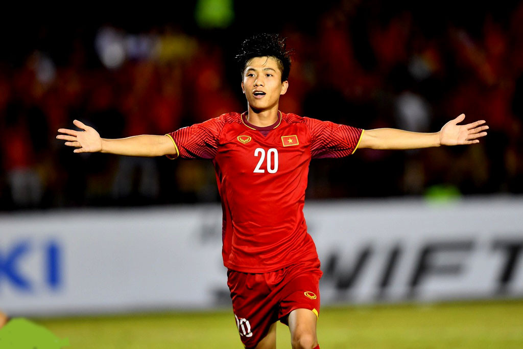 HLV Park Hang Seo tìm phương án thay thế 4 trụ cột trước trận với Malaysia