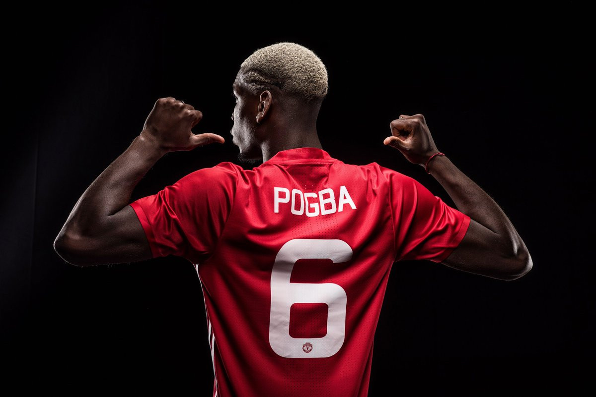 Man United dậy sóng vì phát biểu của Raiola về tương lai Pogba