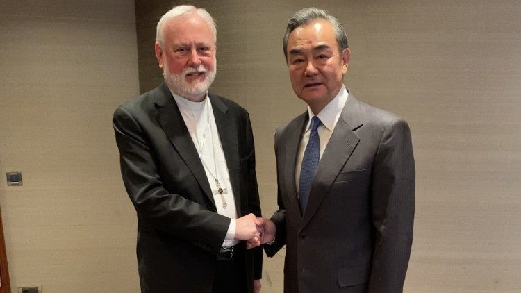 Vatican và Trung Quốc tổ chức cuộc họp ngoại giao cấp cao cực kỳ hiếm