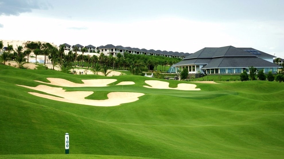 Long An: Sức hút từ biệt thự nghỉ dưỡng sân golf phía Tây Sài Gòn