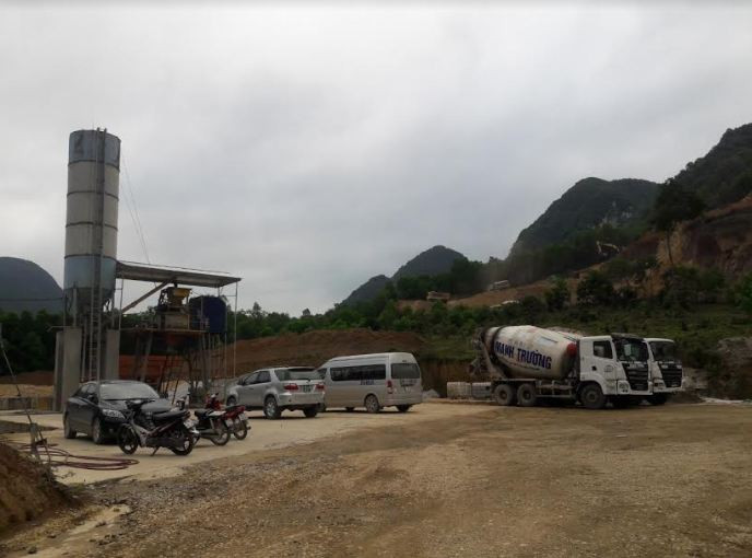 Huyện Tân Kỳ - Nghệ An: Trạm trộn bê tông hoạt động không phép