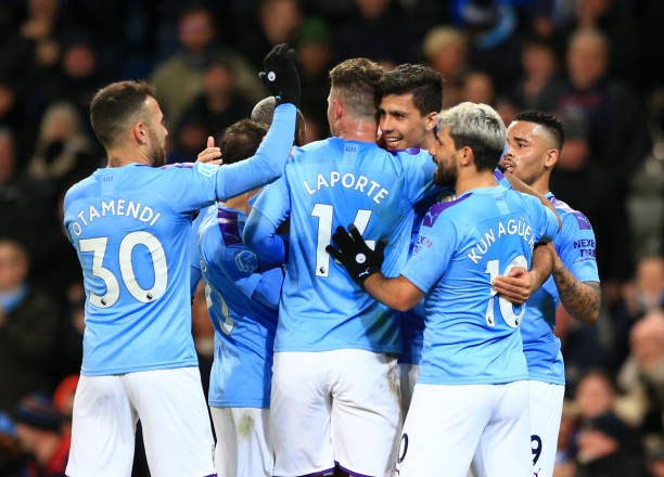 Phản ứng của dàn sao Man City trước tin sét đánh từ UEFA