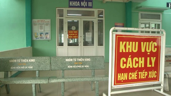 Đà Nẵng: Thêm 3 người Việt nghi mắc Covid-19, theo dõi 80 người đến từ Hàn Quốc