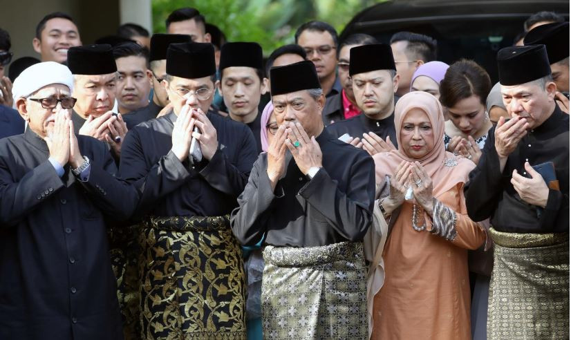 Một tuần khủng hoảng chính trị ở Malaysia