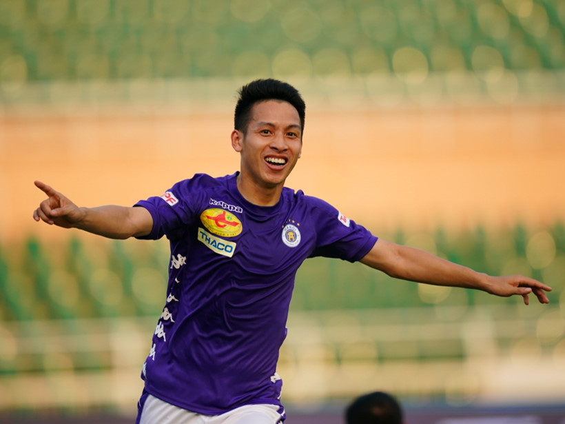 Bùi Tiến Dũng mắc lỗi, Hà Nội FC giành Siêu cúp Quốc gia