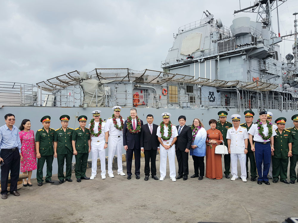 Nhóm tàu sân bay Hải quân Hoa Kỳ thăm Việt Nam