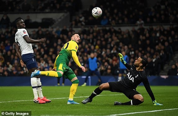 Tottenham trắng tay tại FA Cup sau loạt luân lưu cân não