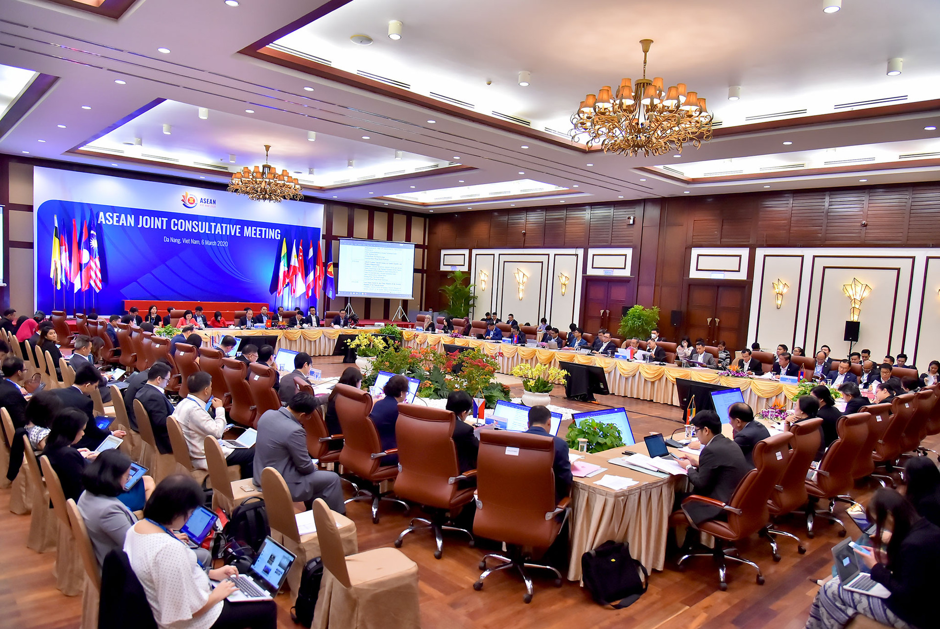 Trưởng SOM ASEAN Việt Nam chủ trì Hội nghị tham vấn chung ASEAN