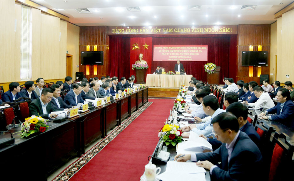 Phó Thủ tướng Trương Hòa Bình: Hỗ trợ Lào Cai về kinh phí, thiết bị y tế phòng, chống dịch COVID