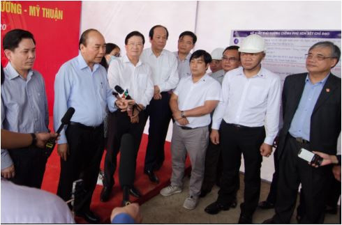 VietinBank giải ngân món vay đầu tiên vốn tín dụng dự án Trung Lương - Mỹ Thuận