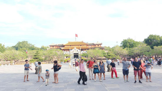 Thừa Thiên Huế: Tạm dừng đón khách các điểm thăm quan