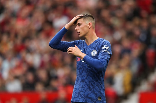 Mason Mount đối diện với án phạt nặng từ Chelsea vì trốn cách ly ra công viên chơi bóng