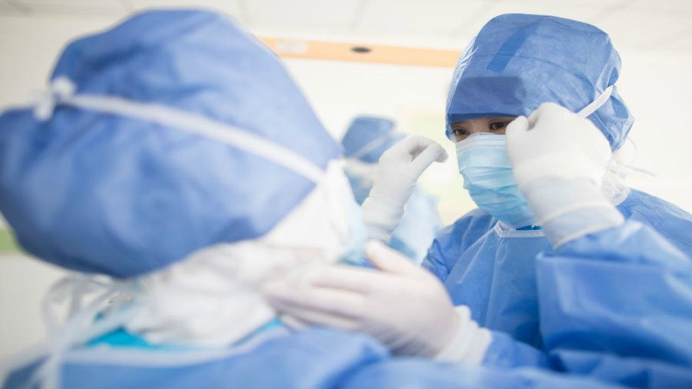 Việt Nam xác nhận 2 nhân viên y tế đầu tiên nhiễm Covid-19