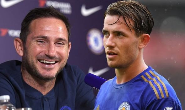 Leicester “làm cao”, Chelsea gặp khó vụ Chilwell