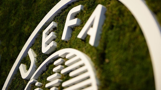 UEFA hoãn vô thời hạn mọi hoạt động bóng đá vì Covid-19