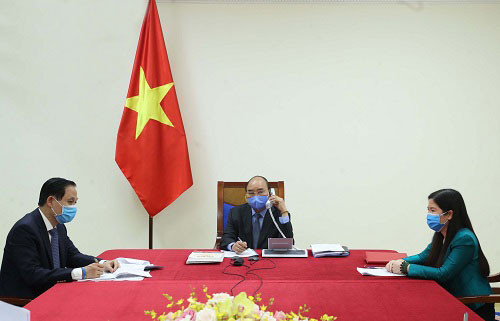 Lãnh đạo Việt Nam trao đổi với các nước về tình hình dịch bệnh COVID-19
