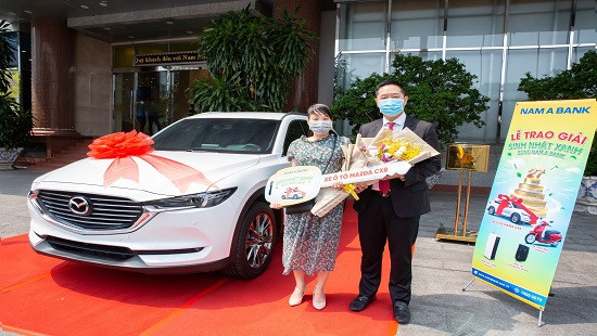 Nam A Bank trao giải ô tô trị giá 1,2 tỷ đồng cho khách hàng 