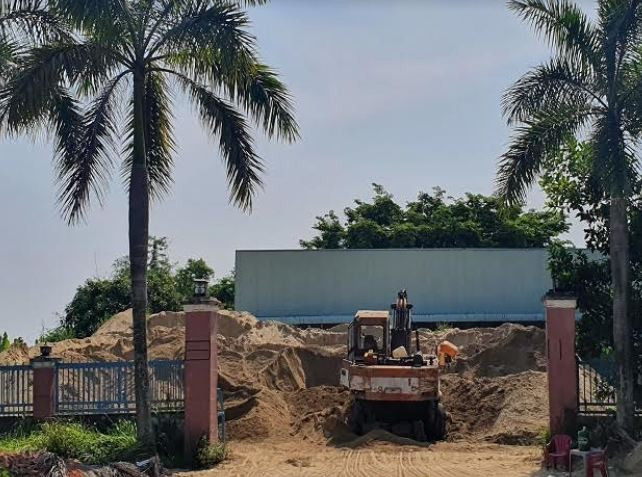 Đà Nẵng: Bãi tập kết cát trái phép hoạt động công khai