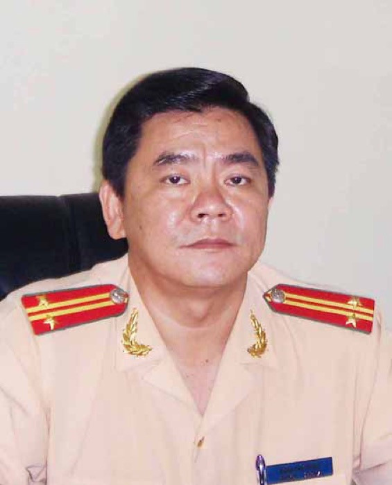 dang-the-trung-795-w565-h700.jpg