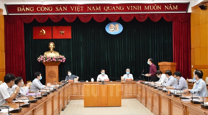 quang-canh-hoi-nghi-truc-tuyen-ve-ket-qua-thuc-hien-chi-thi-23-cttu-w700-h386.jpg