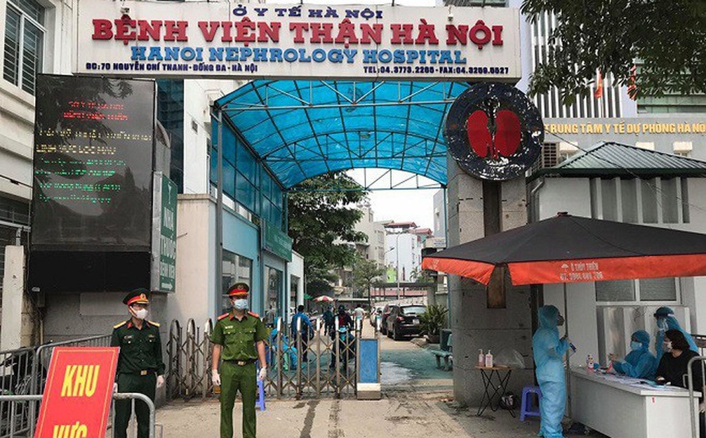 Gỡ phong tỏa Bệnh viện Thận Hà Nội