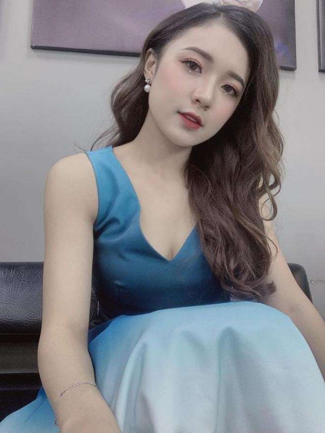 Nhan sắc đời thường xinh đẹp của nữ MC trẻ nhất VTV - Vũ Phương Thảo 6