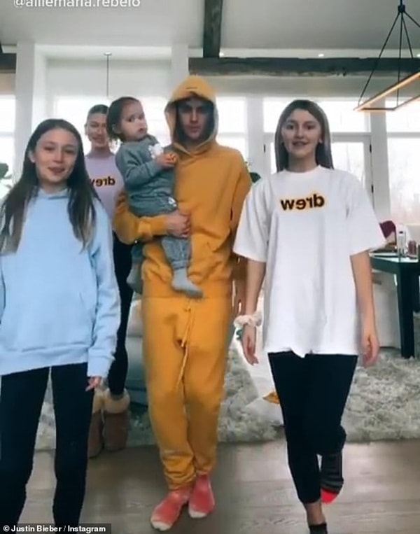 Justin Bieber gây số khi nhảy với vợ và ba em gái trong thời gian cách ly tại biệt thự ở Canada 2