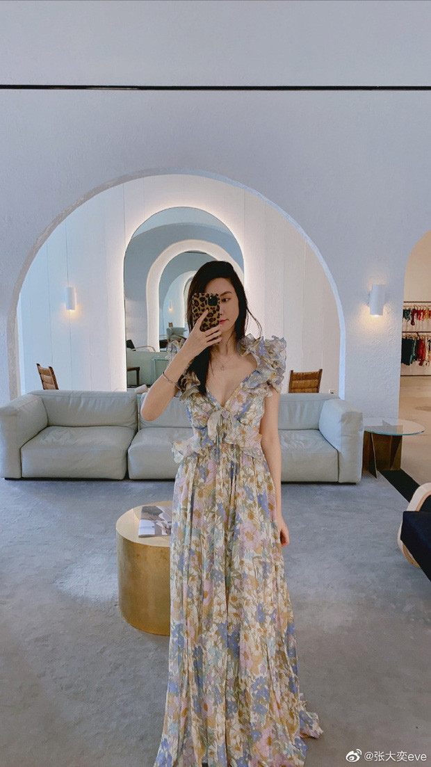 Hotgirl nổi tiếng nhất MXH Trung Quốc xinh đến mức nào mà khiến Chủ tịch Taobao bị giáng chức? 10 Hotgirl nổi tiếng nhất MXH Trung Quốc xinh đến mức nào mà khiến Chủ tịch Taobao bị giáng chức? 10