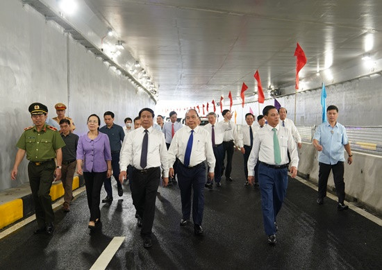 Thủ tướng dự Lễ thông xe kỹ thuật Dự án nút giao Nam Cầu Bính, Hải Phòng