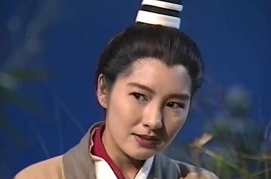 tvb-co-cap-chi-em-tai-hoa-kho-menh-tuyet-le-va-me-tuyet-ca-cuoc-doi-khoc-het-nuoc-mat-vi-tinh-chua-mot-lan-mac-ao-cuoi-21-ngoisao.vn-w550-h364 1