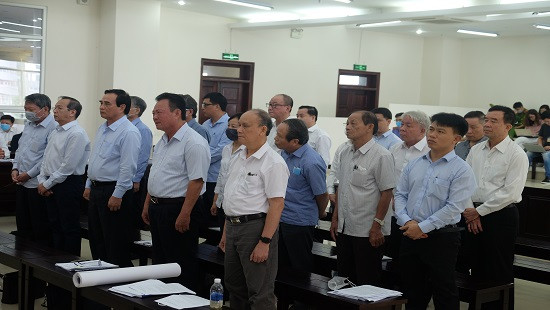 Bị cáo Trần Văn Minh đề nghị mời Chủ tịch Huỳnh Đức Thơ đến phiên tòa