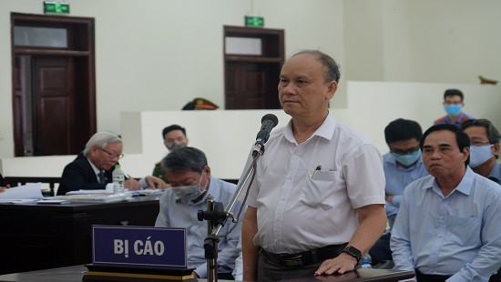 Bị cáo Trần Văn Minh đề nghị mời Chủ tịch Huỳnh Đức Thơ đến phiên tòa