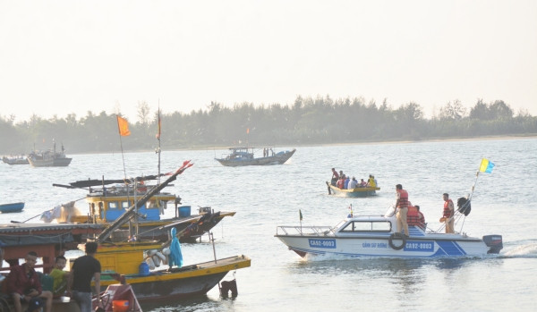 Tìm thấy 2 thi thể còn lại trong vụ chìm ghe ở Quảng Nam