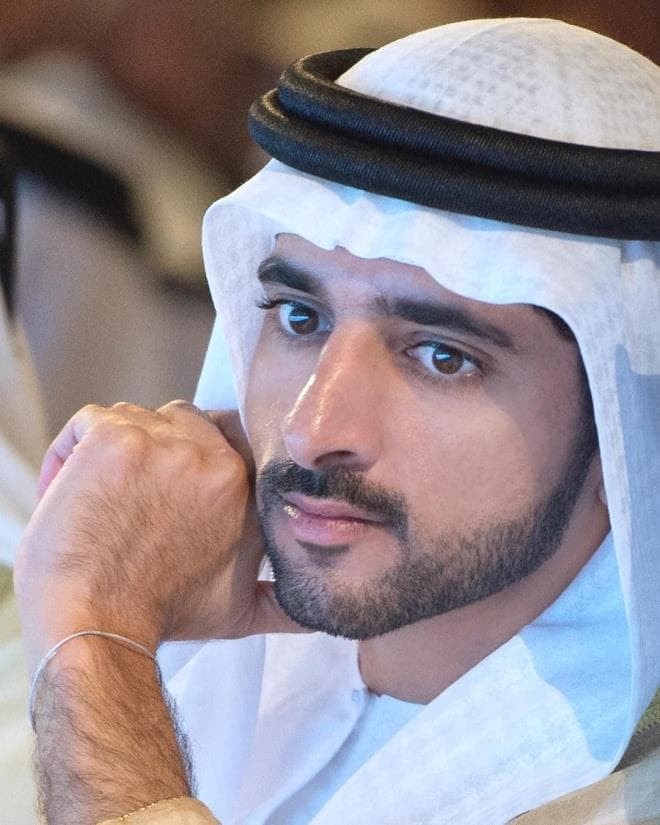 Loạt ảnh đẹp trai đến tê dại của Thái tử Dubai 0