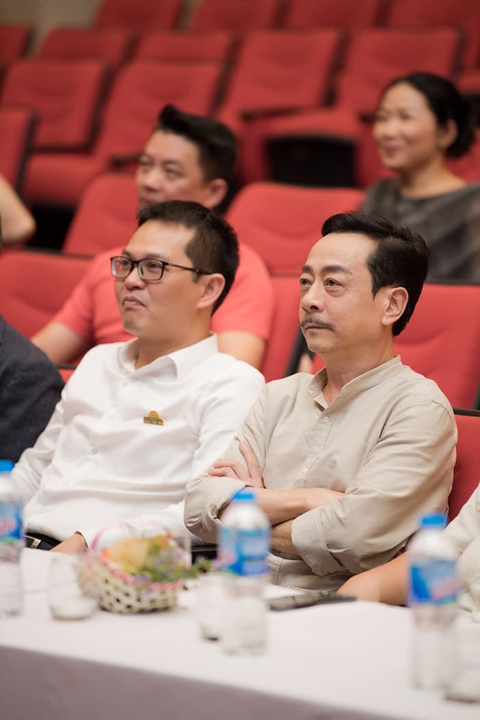 Nghệ sĩ hội tụ trong ngày Công Lý chính thức được Nhà hát kịch Hà Nội công bố vị trí Phó Giám đốc 10
