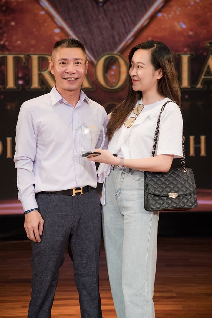 Nghệ sĩ hội tụ trong ngày Công Lý chính thức được Nhà hát kịch Hà Nội công bố vị trí Phó Giám đốc 7