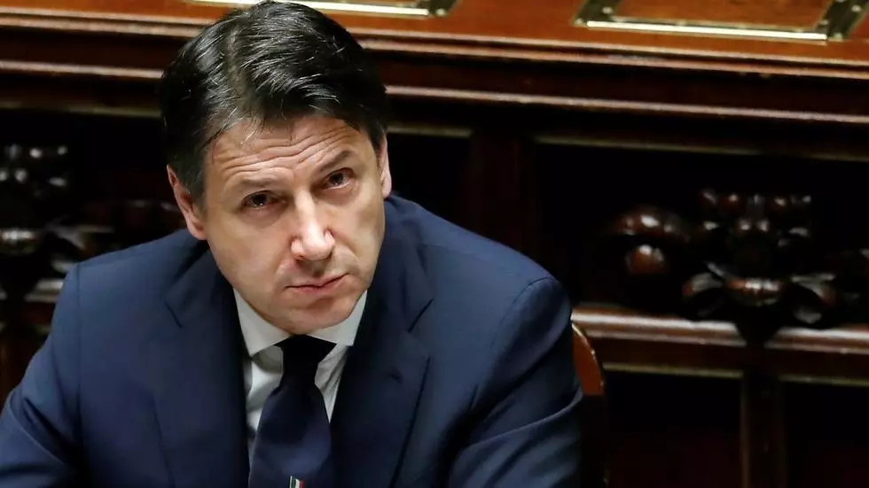 Ý chấp thuận gói cứu trợ trị giá 55 tỷ euro sau 2 tháng đóng cửa