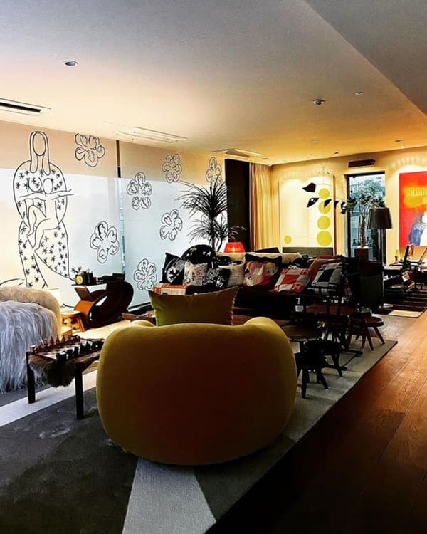'Ông hoàng Kpop' G-Dragon decor penthouse 173 tỷ với những bức trang treo tường siêu độc 1