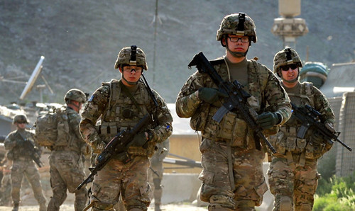 Mỹ tuyên bố rút toàn bộ quân khỏi Afghanistan sớm hơn kế hoạch
