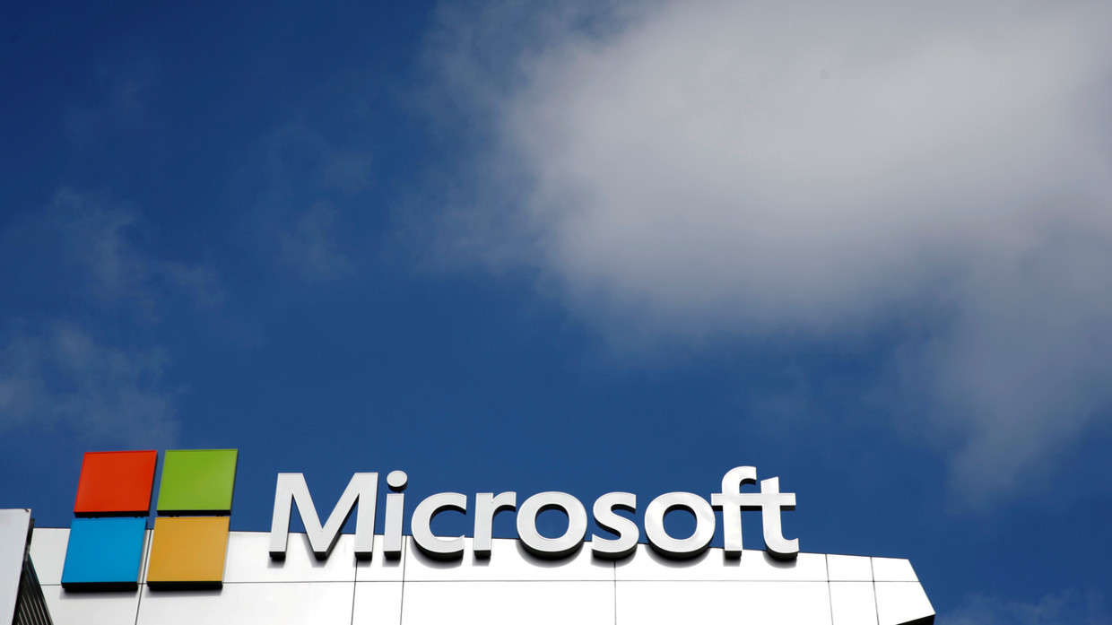 Microsoft sa thải phóng viên, thay thế bằng trí tuệ nhân tạo