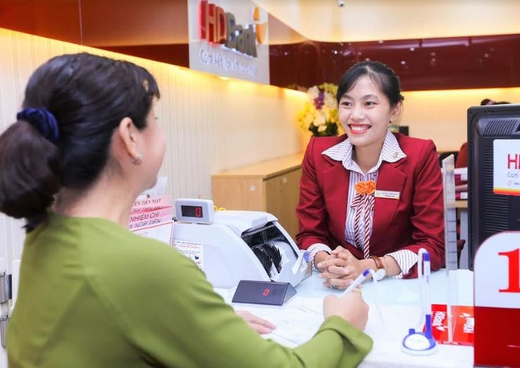 Tưng bừng quà tặng từ HDBank nhân dịp quốc tế thiếu nhi