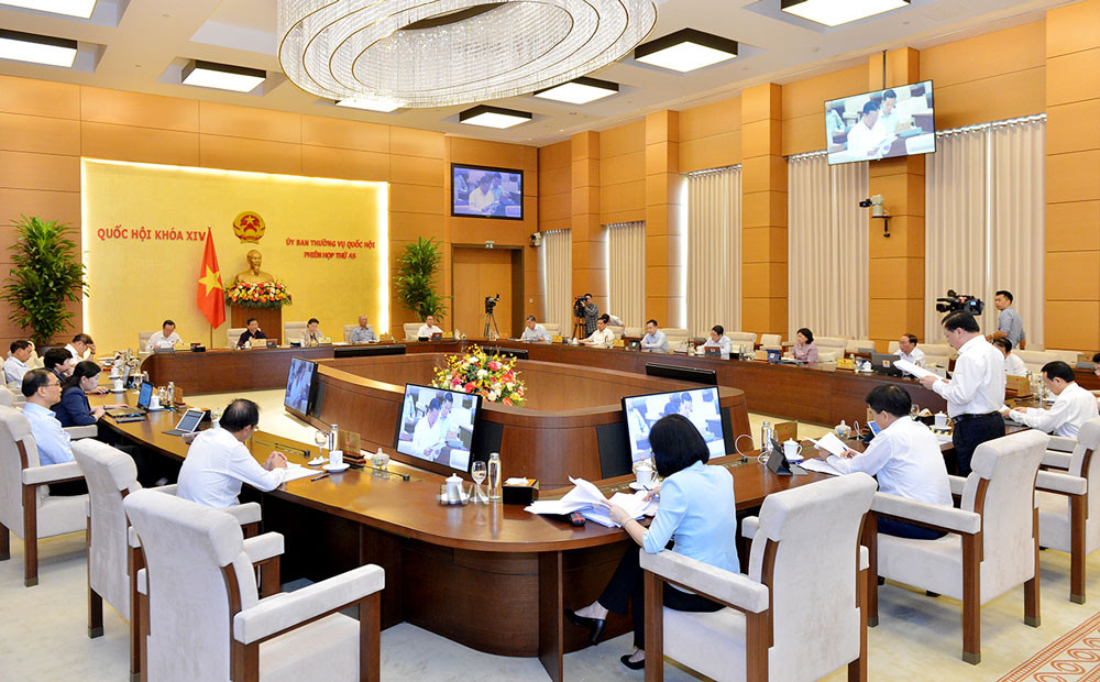 Ủy ban Thường vụ Quốc hội bắt đầu họp đợt 2, phiên họp thứ 45